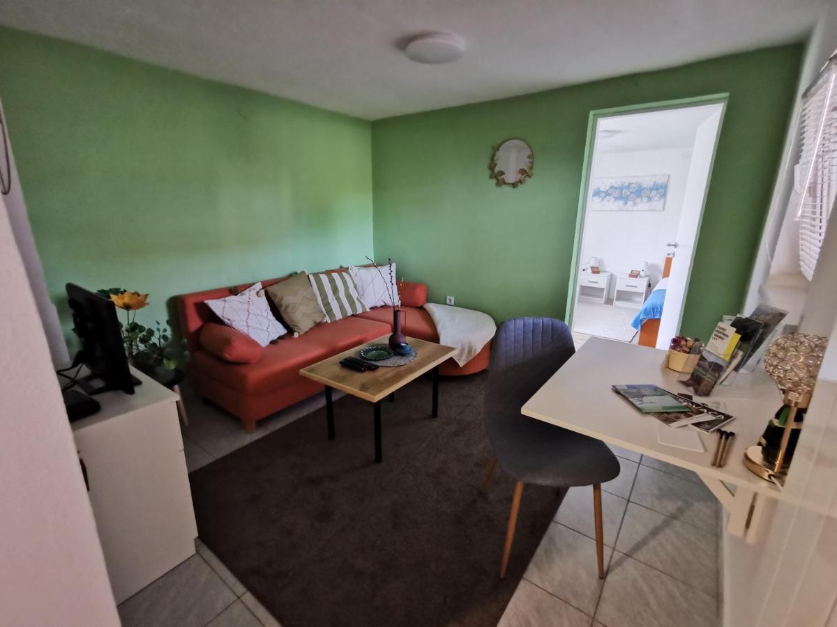 Studio Apartman Krosna Perusic 外观 照片