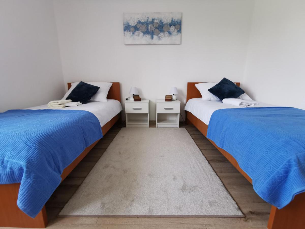 Studio Apartman Krosna Perusic 外观 照片